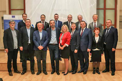 
	Gruppenbildaufnahme Partner imTwinning-Projekt EU und Ukraine 2017 bis 2019
