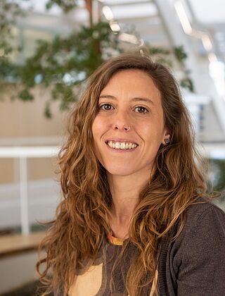 Dr. Bruna  Czarnobai De Jorge