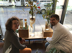 Insbesondere die Bio-Lehrkräfte namen des Exkursionsangebot gerne an. Sie hatten vorab online die Zeitslots für ihre Leistungskurse gebucht. Foto: Stefanie Hahn/JKI